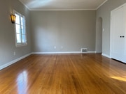 Photo - 415 Cloverdale Ave Apartment Unit 6