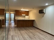 Photo - Los Caballeros #325 Unit 325B