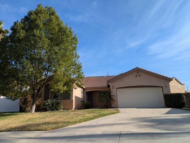 Building Photo - 14300 Maryknoll Ct