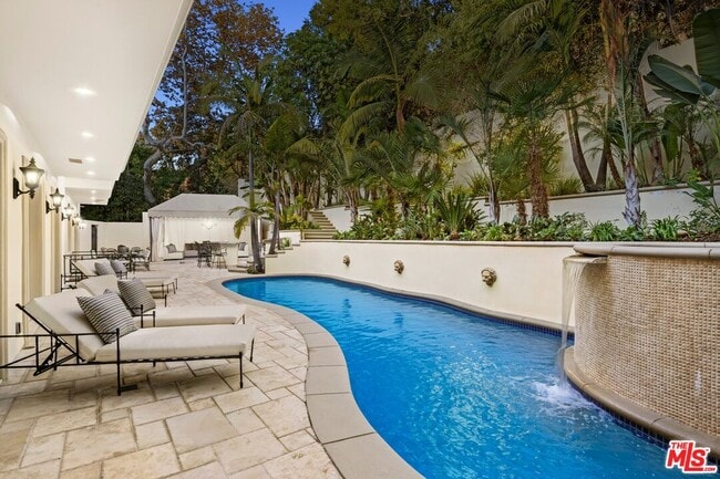 Building Photo - 1350 Benedict Canyon Drive