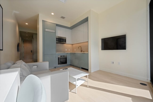 Photo - 6401 Wilshire Blvd Unit 907