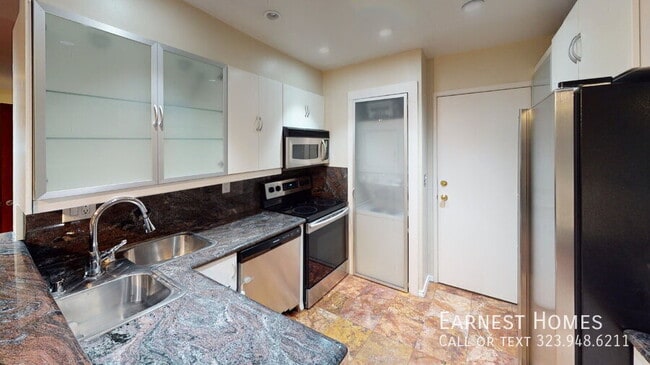 Photo - 8712 Gregory Wy Unit 205