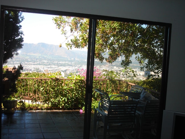 Photo - 1705 Cam De Villas