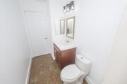 Photo - 511 Stork St