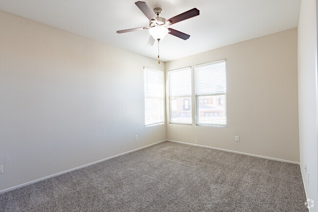 1BR, 1BA - 830SF - Bedroom - Villaggio at La Quinta