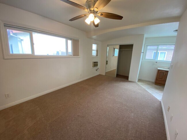 Photo - 3863 35th St