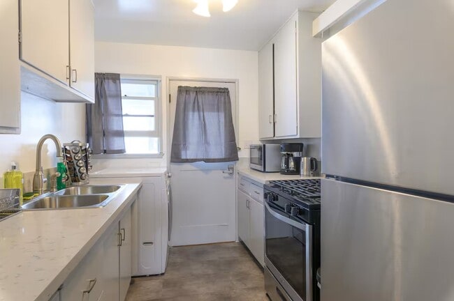 Photo - 191 Fillmore St Unit C