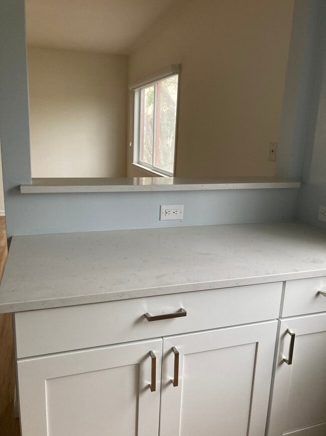 Photo - 905 California Ave Unit 905