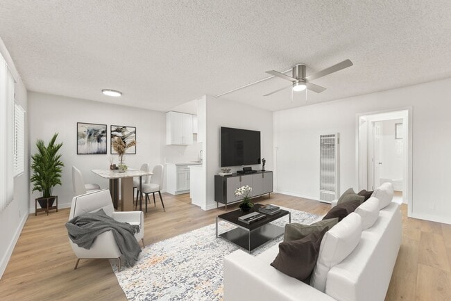 Photo - 3205 W 60th St Unit 13