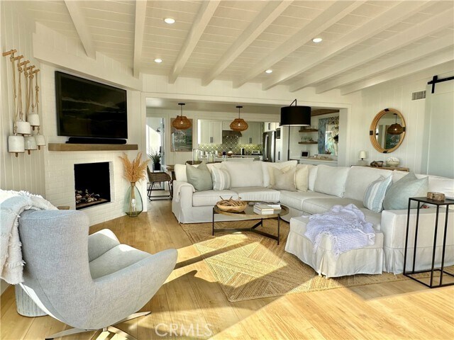 Photo - 252 Grandview St