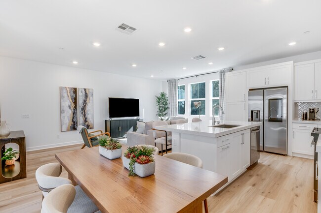 Photo - 414 Caliper Wy Unit N/A