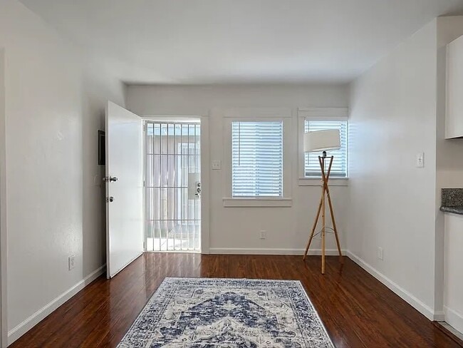 Photo - 746 Daisy Ave