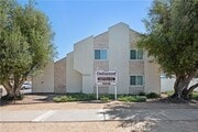 Photo - 25400 Oak St Townhome