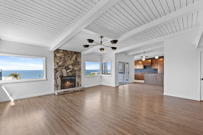 Photo - 7512 Rindge Ave