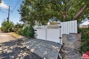 Photo - 6838 Haywood St