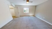 Photo - Beautiful 3 bedroom, 2 bath house in Woodl... Unit LEONORA