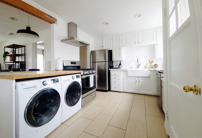 Photo - 1607 W 214th St