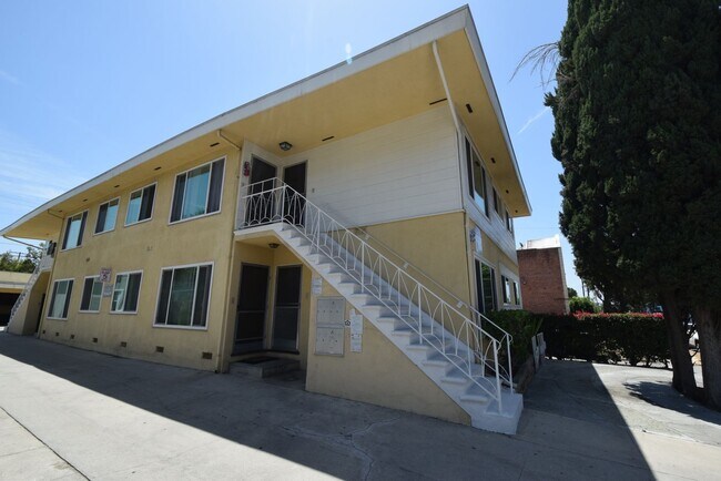 Photo - 1422 Gordon St Apartment Unit 03
