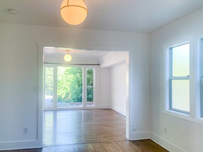 Building Photo - 2246 N Alvarado St Unit 2248 N Alvarado St