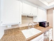 Photo - 2230 E Washington Ave