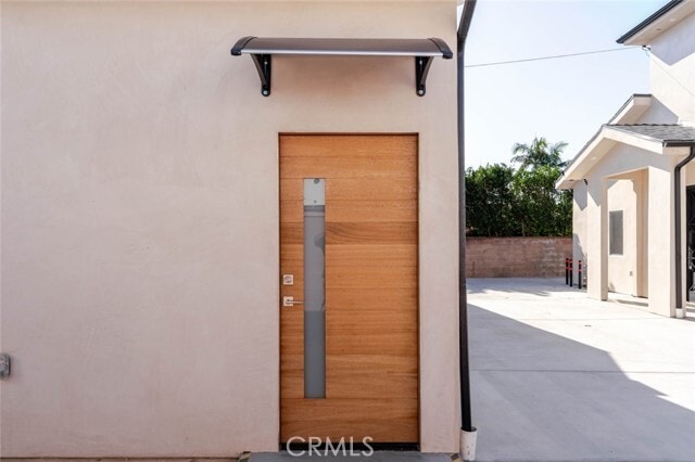 Building Photo - 6852 Ranchito Ave