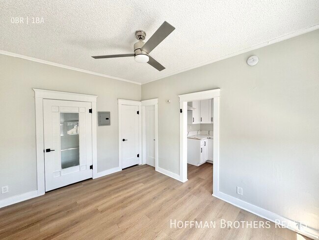 Photo - 194 W 41st Pl Unit 11