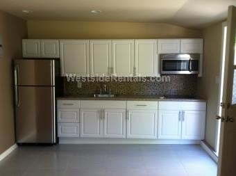 Building Photo - 18953 Bessemer St