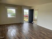 Photo - 431 N M St