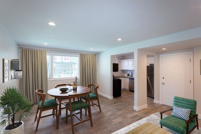 Photo - Hayden on Hollywood...Authentic Hollywood Living Experience! Fully Remodeled Units...CALL NOW!