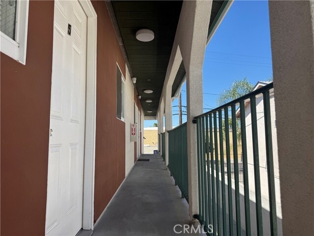 Photo - 7228 Independence Ave Unit 03