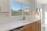 Photo - 545 E 99th St Townhome