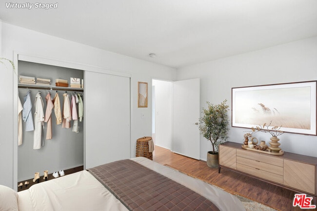 Photo - 14551 Vose St Unit C