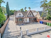 Photo - 5430 Monroe St