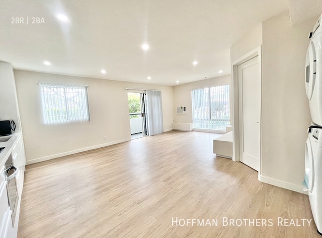 Photo - 860 S Ardmore Ave Unit 308