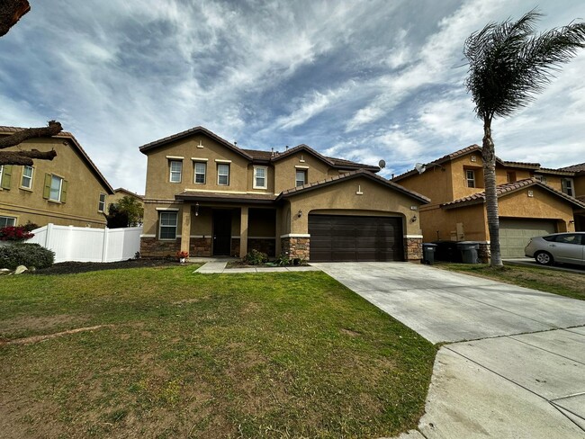 Building Photo - May Ranch Home (Perris, CA)
