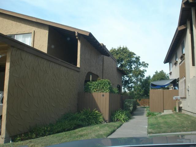 Photo - 1450 Melrose Ave Condo Unit 42