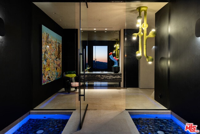 Photo - 1616 Blue Jay Way