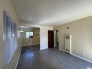 Photo - 6727 Pickering Ave Unit #3