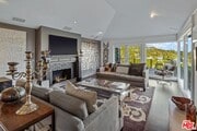 Photo - 1612 Gilcrest Dr House