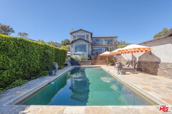Photo - 1300 Summitridge Dr House