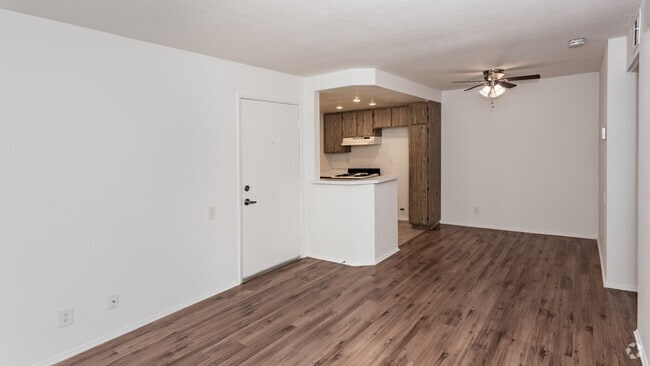 1BR, 1BA - 750 SF - Vintage Apartments For Senior 55+