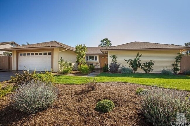 Located on a tree-lined street is this met... - Located on a tree-lined street is this met... House