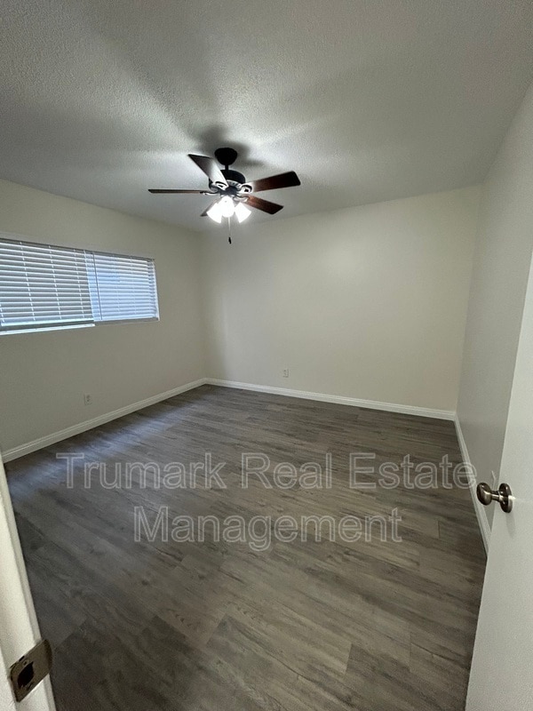 Photo - 1811 Huntington Dr Unit 2