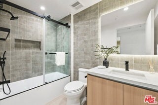 Photo - 1414 1/2 South Beverly Drive Apt #102, Los Angeles, CA 90035 - 2 BR 2 BA house