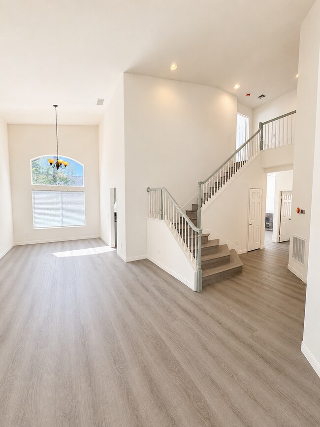 Photo - Nicely Updated 4+3 Camarillo Home