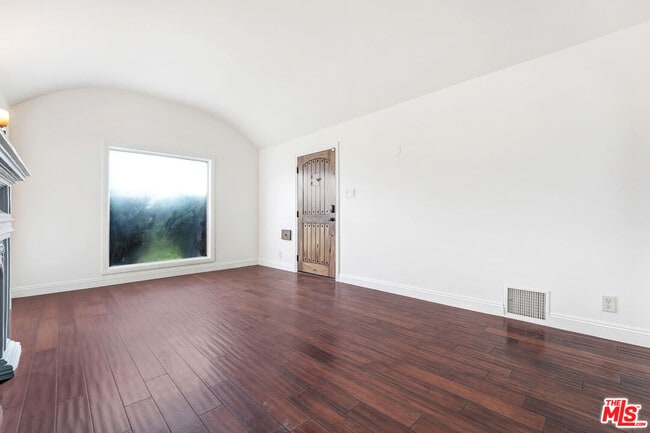 Photo - 2315 Cochran Ave