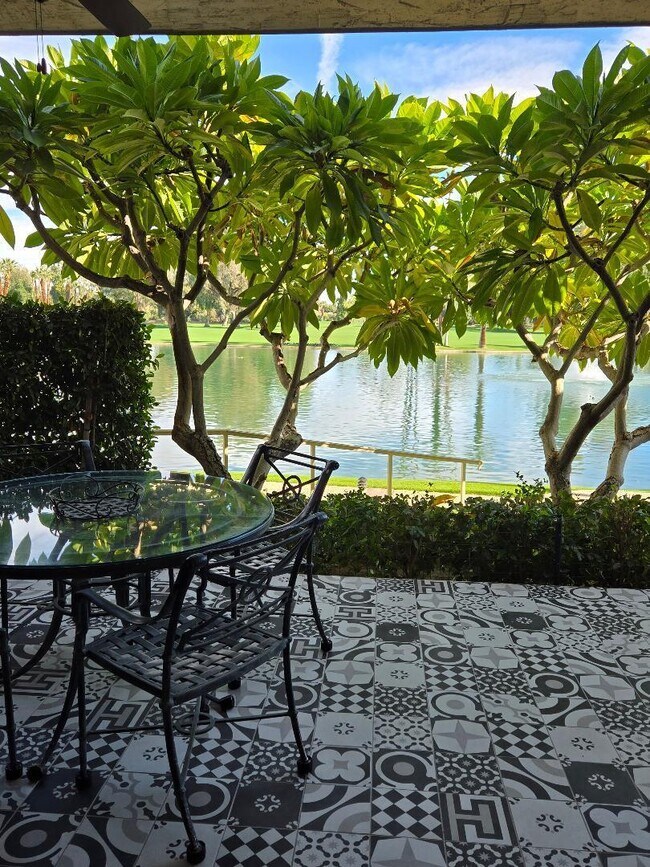 Photo - 910 Island Dr Unit 113