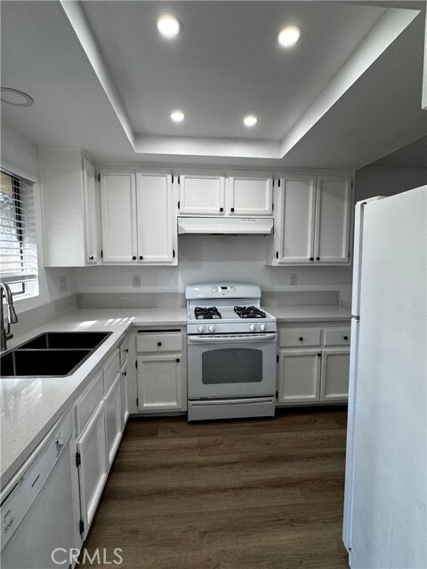 Photo - 1999 Maple Ave Unit 202