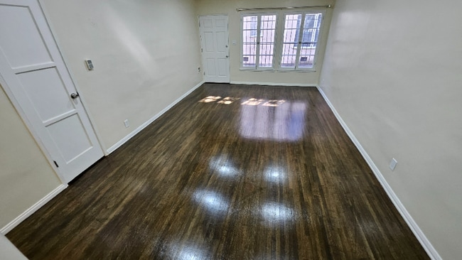 Photo - 120 N Gale Dr Unit 120