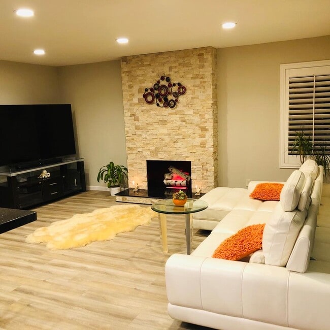 Photo - 24641 Ashland Dr